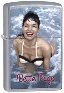 Zapaľovač Zippo Bettie Page 29440