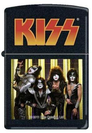 Zapaľovač Zippo Kiss 6273