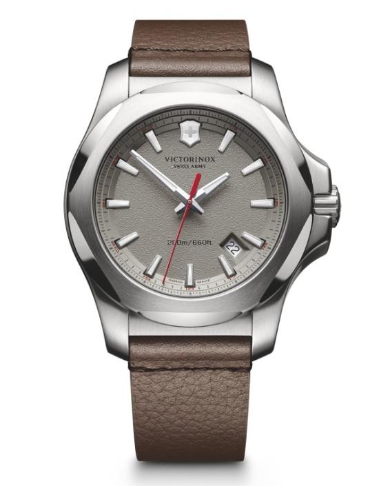 VICTORINOX INOX Leather 241738