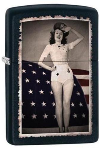 Zapaľovač Zippo 28533 Flag Woman Saluting