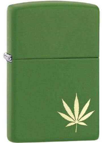 Zapaľovač Zippo 29588 Cannabis Leaf